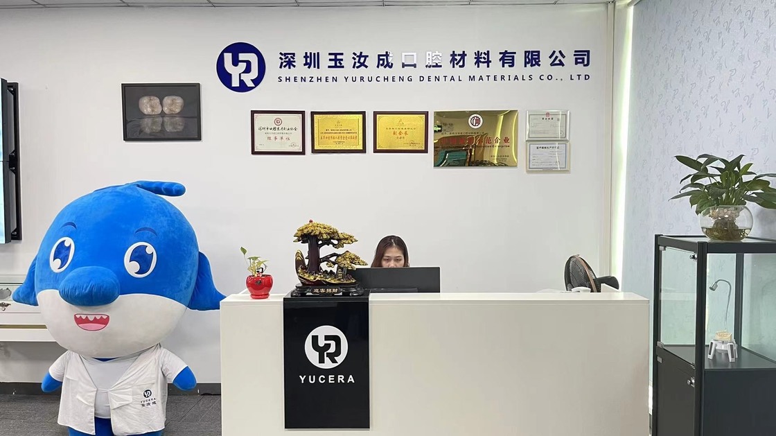 อุปกรณ์ CAD CAM ทันตกรรม เครื่องดูดฝุ่น Yucera YRC-V5 สำหรับทำความสะอาดเครื่องกัด